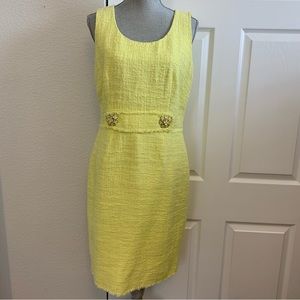 PER SE yellow dress size 10 gorgeous scoop neck sleeveless floral waist detail